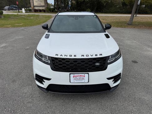 Used 2018 Land Rover Range Rover Velar R-Dynamic HSE AWD/4WD image 2