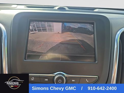 Used 2022 Chevrolet Equinox LT FWD image 24