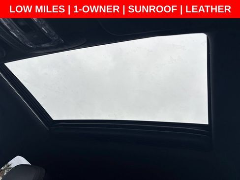 Used 2023 Mercedes-Benz GLE 350 w/ AMG Line Exterior image 3