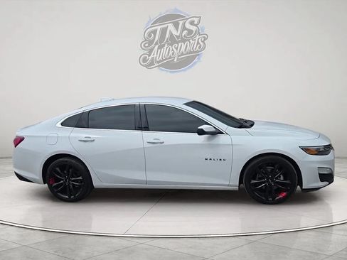 Used 2020 Chevrolet Malibu LT w/ Redline Edition FWD image 6