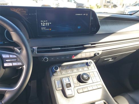 Used 2024 Hyundai Palisade Limited image 27
