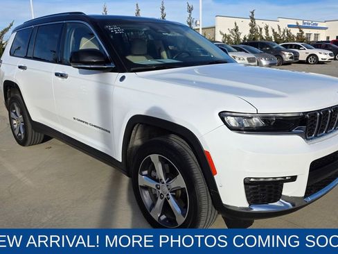 Used 2022 Jeep Grand Cherokee L Limited w/ Luxury Tech Group II image 7