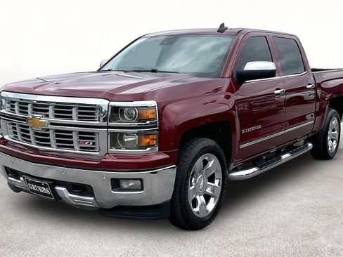 Used 2015 Chevrolet Silverado 1500 LTZ Z71 w/ LTZ Plus Package AWD/4WD image 14