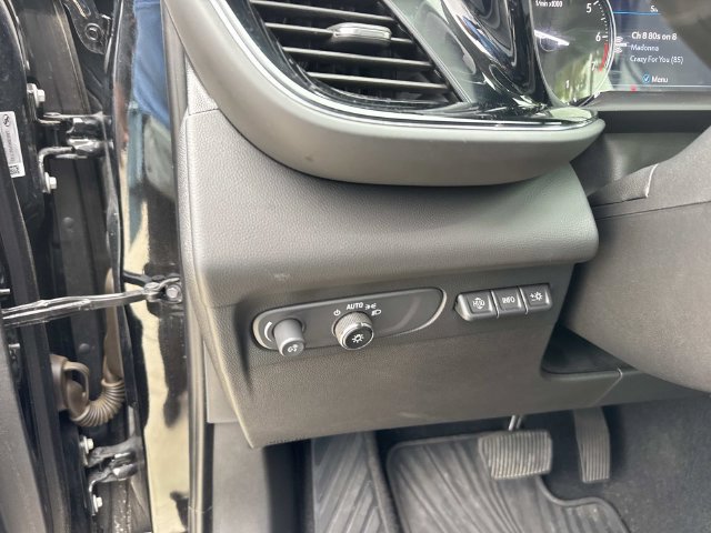 Used 2023 Buick Envision Avenir FWD image 21