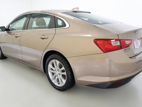 Used 2018 Chevrolet Malibu Hybrid image 20