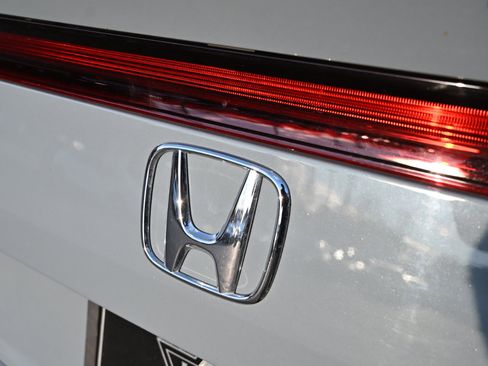 Used 2022 Honda Civic Sport image 14