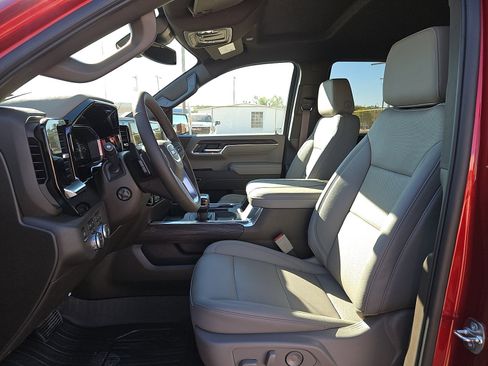 New 2026 GMC Sierra 1500 SLT w/ SLT Premium Package image 15