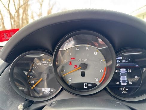 Used 2016 Porsche Cayman GT4 image 12