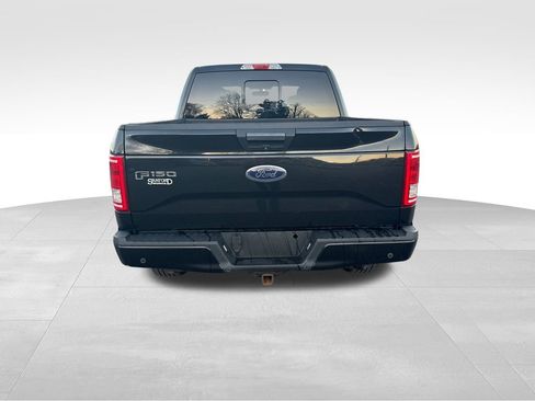 Used 2015 Ford F150 XLT w/ Equipment Group 302A Luxury image 5