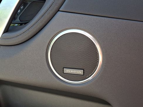 Used 2024 Land Rover Discovery Sport S image 20