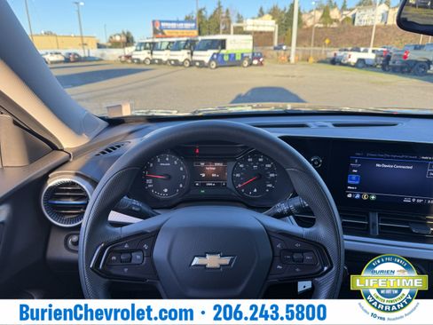 Used 2025 Chevrolet Trax LS w/ LS Convenience Package image 13
