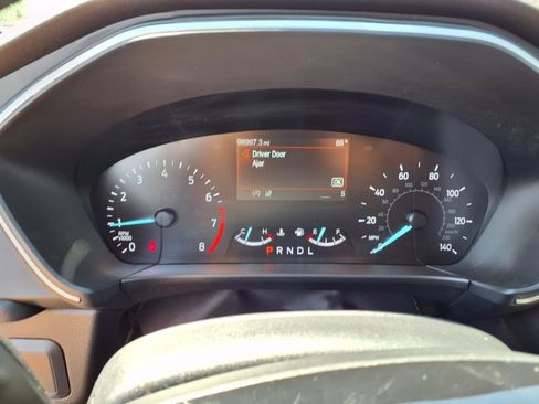 Used 2021 Ford Escape SEL image 13