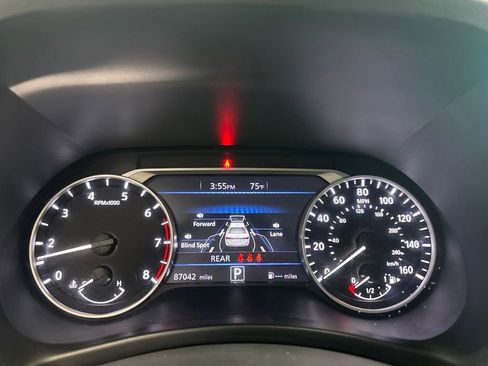Used 2020 Nissan Sentra SR w/ Electronics Package FWD image 16