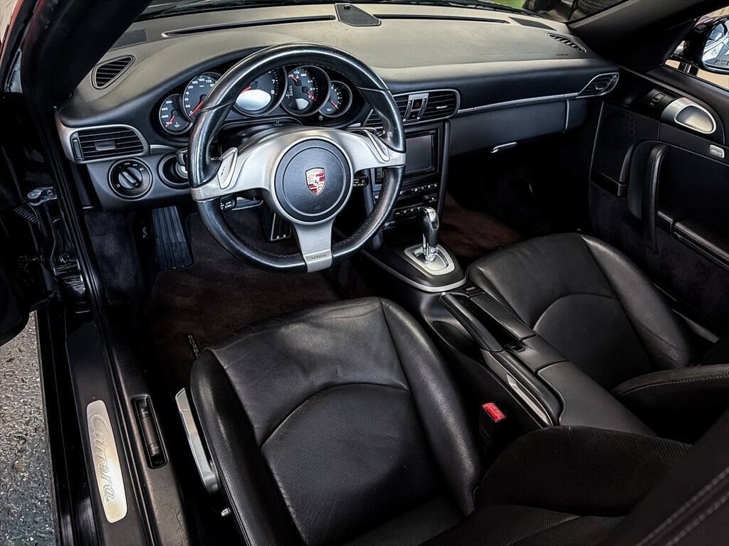 Used 2009 Porsche 911 Carrera RWD image 19