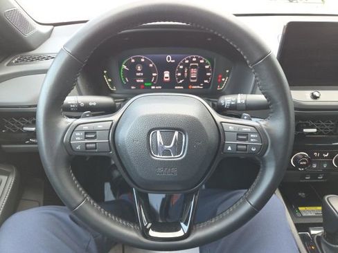 Used 2025 Honda Accord Sport image 20