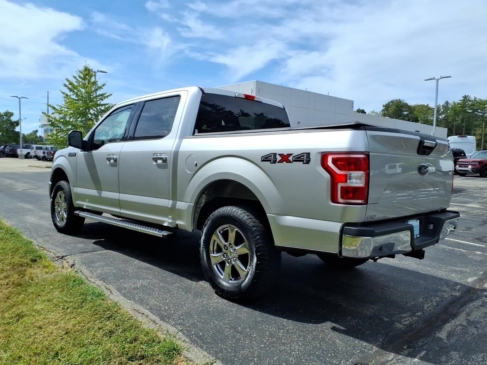 Used 2019 Ford F150 XLT w/ Equipment Group 301A Mid AWD/4WD image 6