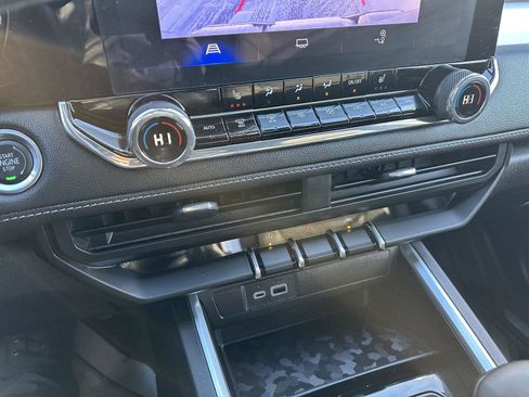 Used 2026 Chevrolet Colorado LT w/ Advanced Trailering Package image 31