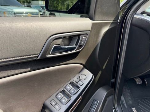 Used 2019 Chevrolet Tahoe LT RWD image 18