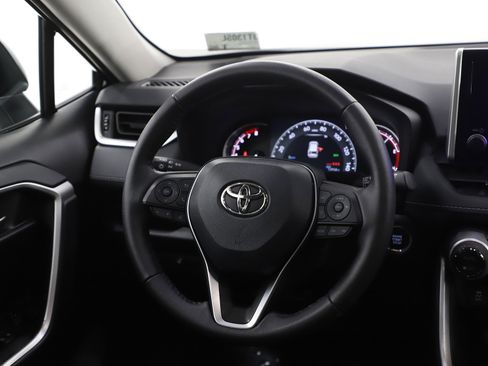 Used 2024 Toyota RAV4 XLE w/ Convenience Package image 14