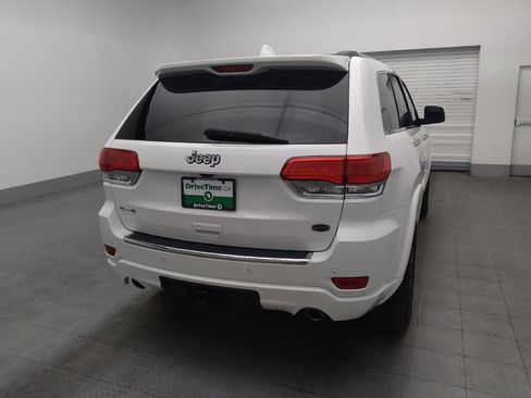 Used 2019 Jeep Grand Cherokee Overland AWD/4WD image 7