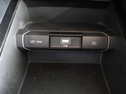 Used 2020 Kia Telluride LX AWD/4WD image 24