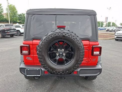 Certified 2026 Jeep Wrangler Sport AWD/4WD image 7