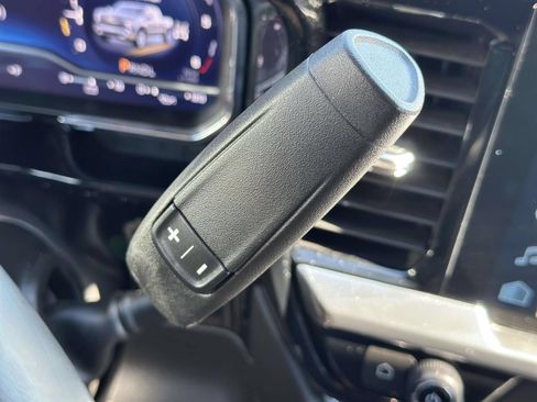Used 2024 Chevrolet Silverado 1500 LT AWD/4WD image 13