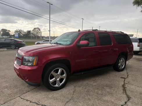 Used 2013 Chevrolet Suburban LT w/ Luxury Package image 10