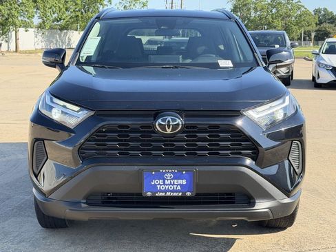 Used 2024 Toyota RAV4 XLE FWD image 3