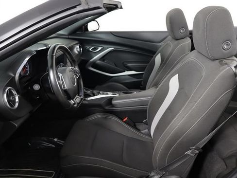 Used 2019 Chevrolet Camaro LT RWD image 19