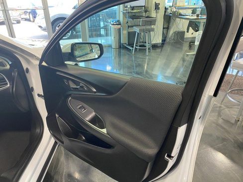 Used 2023 Chevrolet Malibu LT FWD image 20