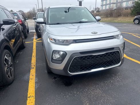 Used 2020 Kia Soul LX FWD image 6