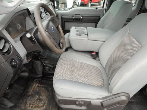 Used 2012 Ford F250 XL w/ PWR Equipment Group AWD/4WD image 17