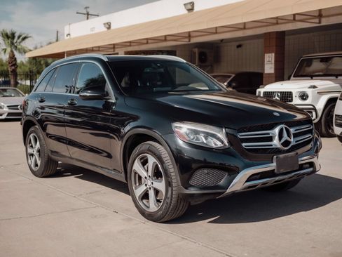 Used 2017 Mercedes-Benz GLC 300 w/ Premium 2 Package image 2