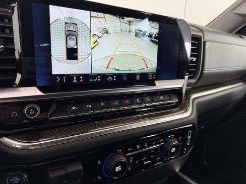 Used 2025 Chevrolet Silverado 1500 LT image 28