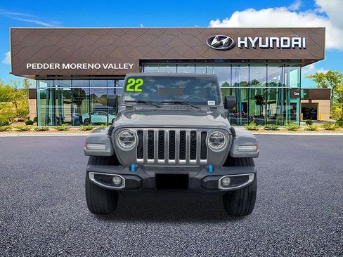 Used 2022 Jeep Wrangler Unlimited Sahara AWD/4WD image 8