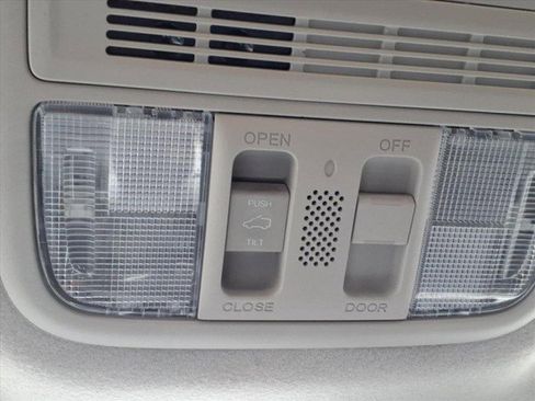 Used 2020 Honda Fit EX image 21