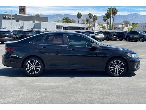 Used 2023 Volkswagen Jetta Sport FWD image 8