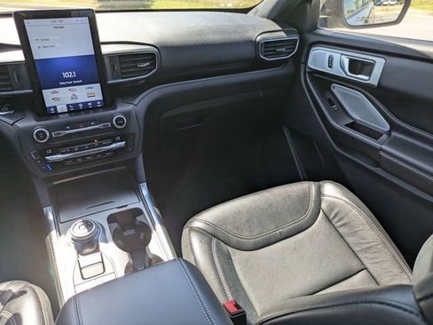 Used 2020 Ford Explorer ST w/ ST Street Pack AWD/4WD image 19