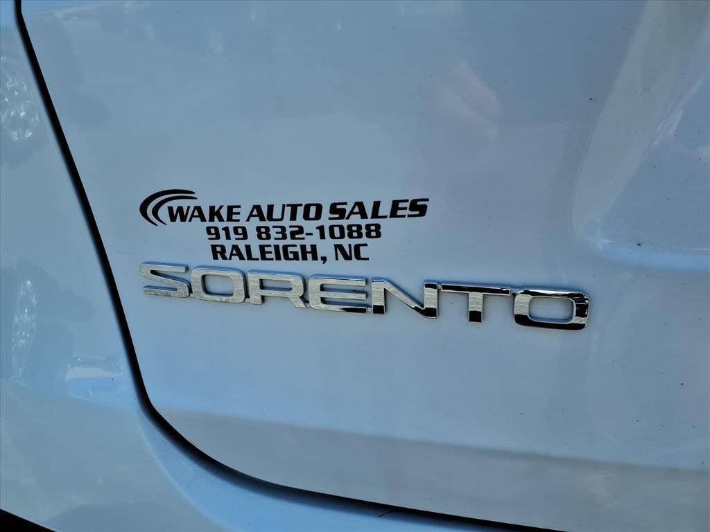 Used 2017 Kia Sorento FWD w/ LX Convenience Package image 5