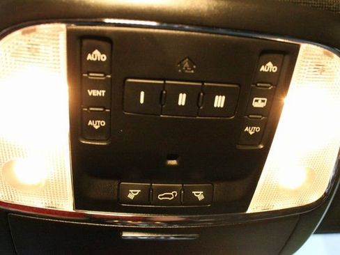 Used 2019 Jeep Grand Cherokee Trailhawk w/ Trailhawk Luxury Group image 29