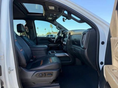 Used 2021 GMC Sierra 2500 AT4 w/ AT4 Premium Plus Package AWD/4WD image 31