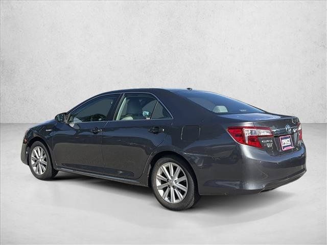 Used 2014 Toyota Camry XLE w/ Leather Package FWD image 6