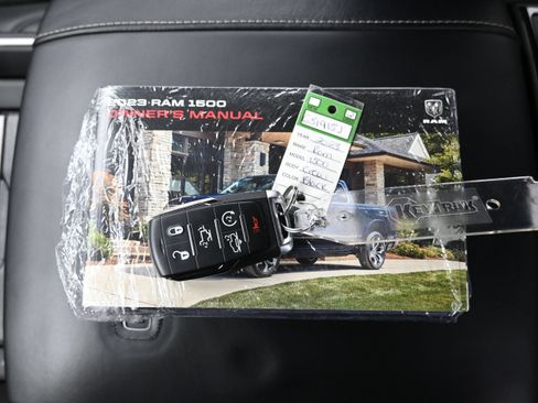 Used 2023 RAM 1500 Limited AWD/4WD image 20