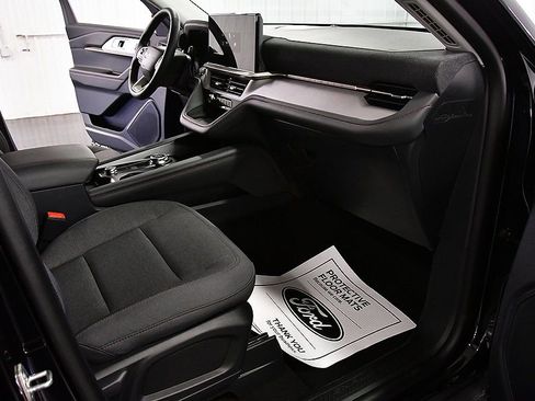 New 2026 Ford Explorer Active image 30