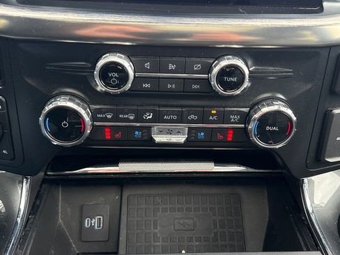 Used 2022 Ford F150 Lariat AWD/4WD image 32