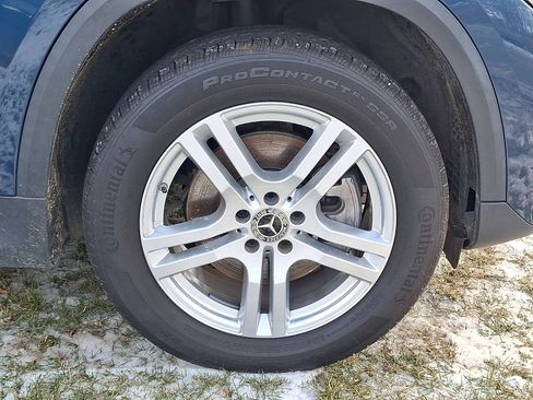 Used 2023 Mercedes-Benz GLA 250 4MATIC image 8