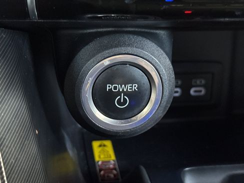 Certified 2023 Toyota Venza Nightshade AWD/4WD image 21