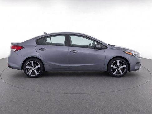 Used 2018 Kia Forte S FWD image 11