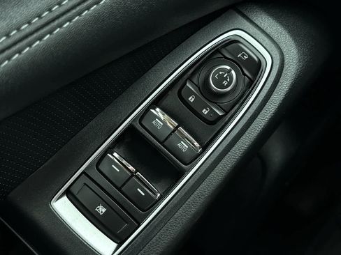 Used 2023 Subaru Ascent Touring w/ Popular Package #2A image 23